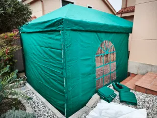 Cenador hecho a medida verde