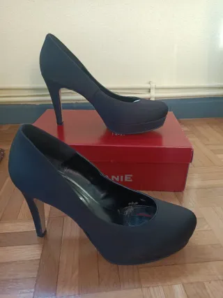 Zapatos de fiesta negros T.39