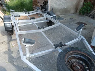 Remolque náutico 5m