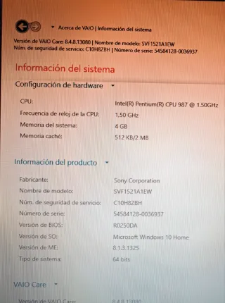 Sony Vaio SVF1521A1EW 15.6" + maletín y ratón