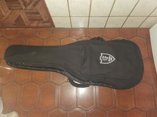 Guitarra Eléctrica Academy Sunburst