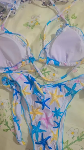 Bikini estrellas de mar multicolor