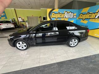 Volkswagen Jetta 1.6 TDI ADVANCE  105cv