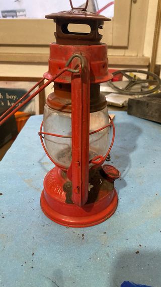 Lanterna a petrolio vintage rossa - hurricane lamp