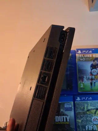 Pack PS4 Slim 2 Mandos + 4 Juegos
