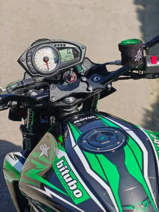 Kawasaki Z750 + Extras!! Moto impoluta!!