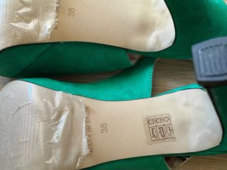 Zapatos de tacón verdes piel talla 38