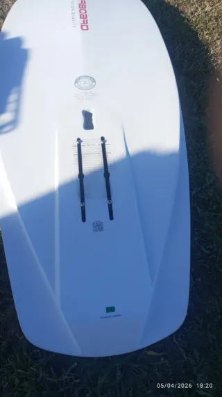 Tabla Starboard Wingboard 7'1x32 140 litros 2024