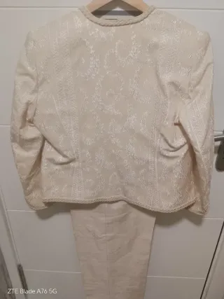 Traje de chaqueta y pantalón ceremonia