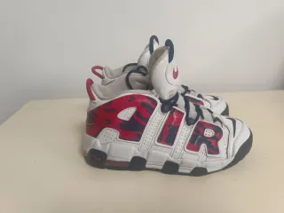 Nike Air More Uptempo Rojas y Blancas