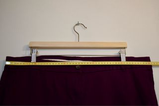 Pantalón chino hombre granate