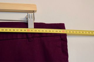 Pantalón chino hombre granate