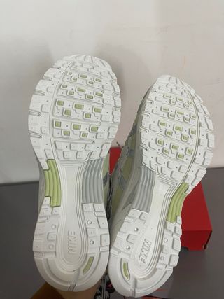 Nike P-6000 Verde/Argento Tg 44 Nuove