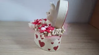 Caja Corazón Cera Conejo Flores