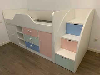 Se hace montaje y transportes de mudanzas