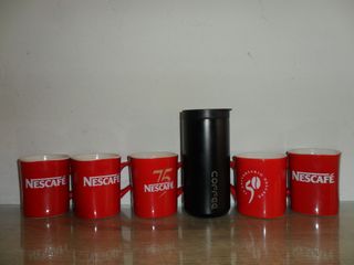 JUEGO DE 5 TAZAS Y TERMO SIN ESTRENAR 12 €