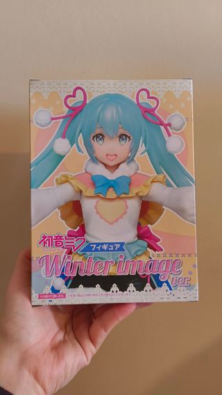 Taito Hatsune Miku Winter Image Version Figure