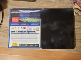 Fifa 19 + Fifa 18 Steelbook PS4
