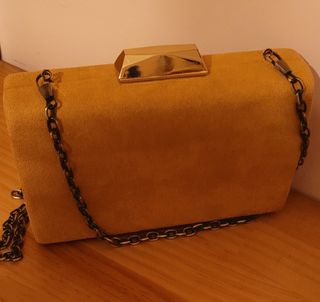 Bolso Cartera Dorado con Cadena