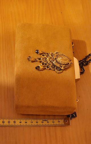 Bolso Cartera Dorado con Cadena
