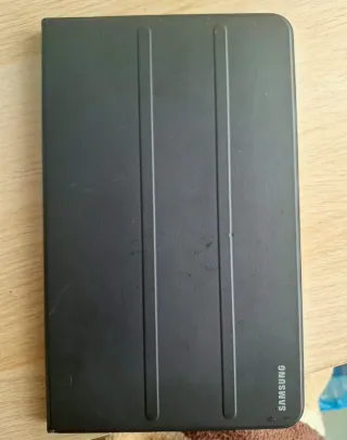 Samsung Galaxy Tab A Blanca (carcasa incluida)