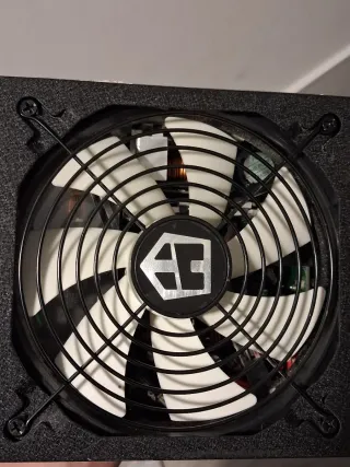 Fuente de Alimentación Hummer 750W Modular