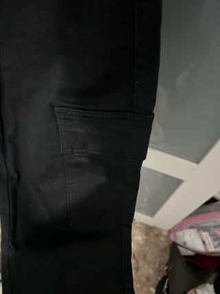 Pantalón Cargo Stradivarius Negro
