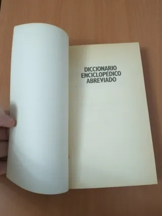 Diccionario enciclopédico abreviado vintage