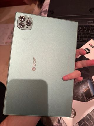 Tablet JCC 10 + Teclado Bluetooth