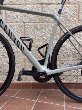 Bicicleta Canyon Endurace CF SL 8 Disc Ultegra