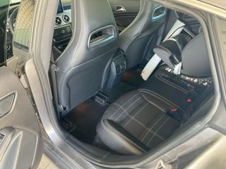 Mercedes-Benz Clase CLA 2015