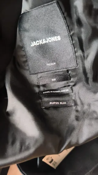 Traje Jack & Jones Negro con etiquetas