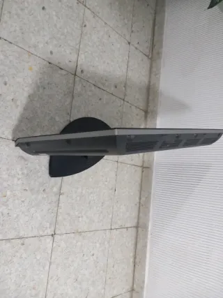 Televisor Monitor LG 32 p + Mando universal