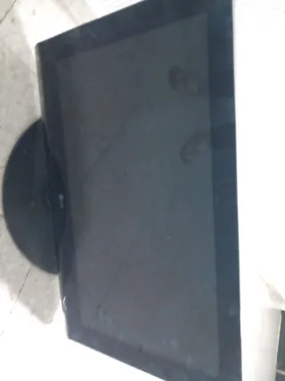 Televisor Monitor LG 32 p + Mando universal