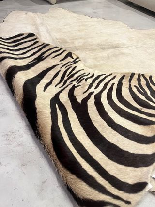 Alfombra Zara Home Piel Vaca Cebra