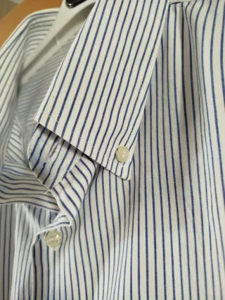 Camicia uomo bianca a righine blu