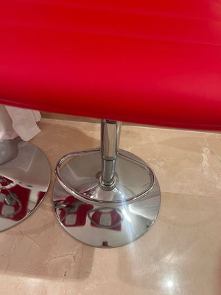 4 Taburetes de Cocina Rojos Nuevos