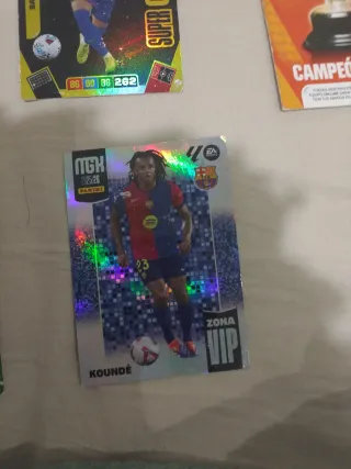 Cromos de fútbol Panini Élite y Super Crack