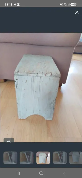 Taburete de madera rústico