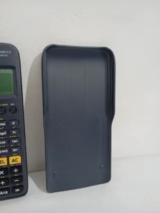 Calculadora Científica Casio fx-825PXII