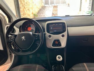 Peugeot 108 2015 revisión itv recien paaada