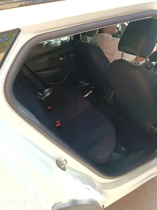 Peugeot 2008 2021