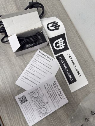 Denon DJ SC LIVE 4 Controlador DJ