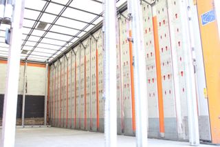 DAF XF 26.440 - CAMIONES LONAS TAUTLINER