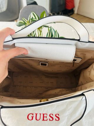 Bolso Guess Beige y Blanco Original