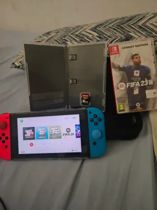 Nintendo Switch + 2 Juegos