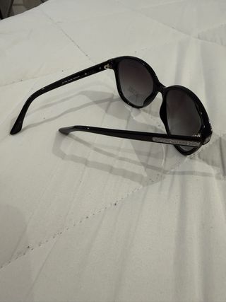 Gafas de sol Guess mujer negras