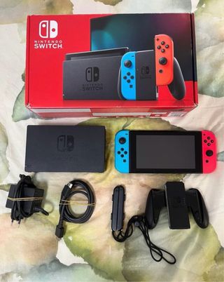 Nintendo Switch Azul y Rojo