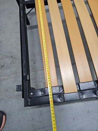 Somier metálico con láminas de madera