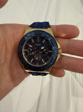 Reloj Guess Hombre Azul y Dorado